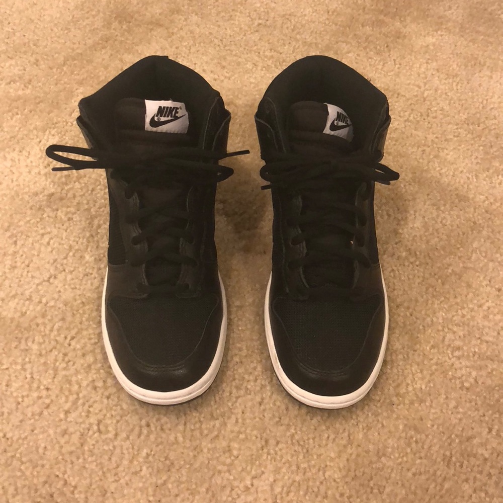 **BRAND NEW** Women’s Nike Dunk